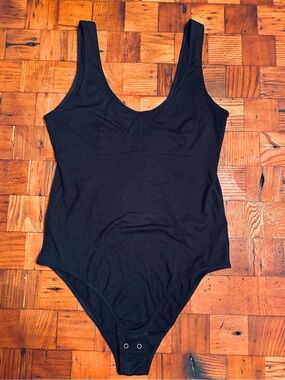 ICEBREAKER Queens Tank BaseLayer Bodysuit Black Merino Wool